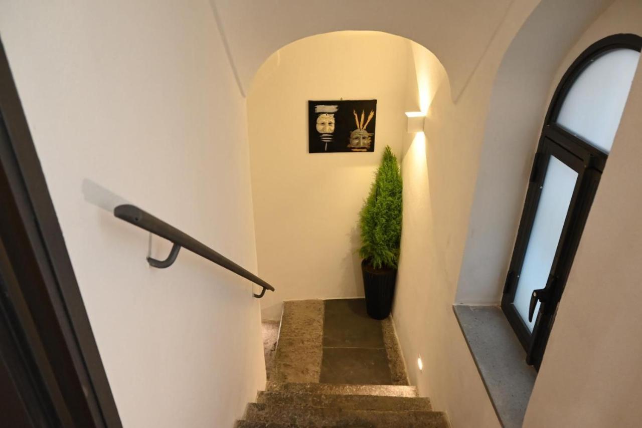 B&B Palazzina Avallone Naples Exterior photo